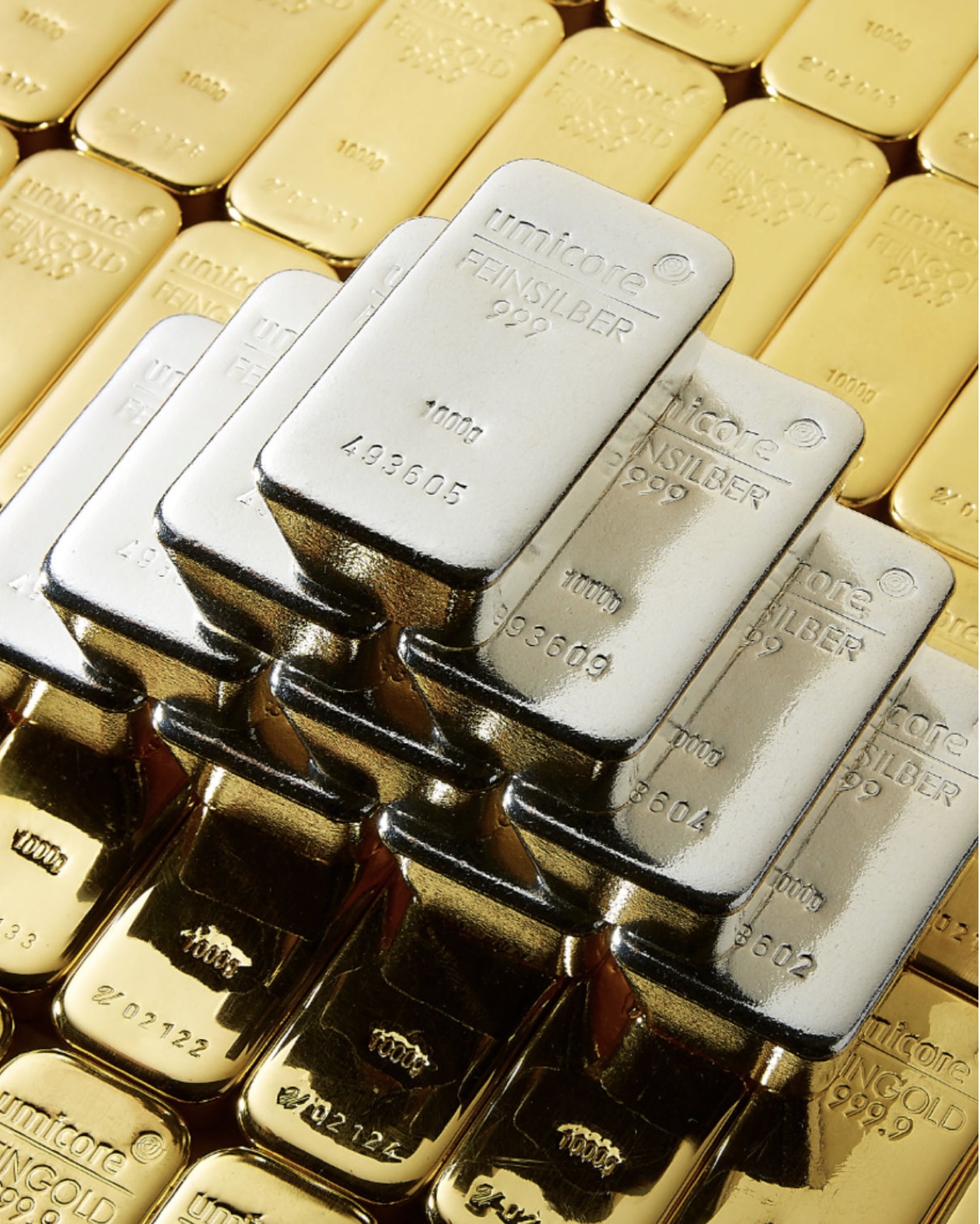 Bank of America: золото - 5000$, серебро - 65$ в 2026 году 